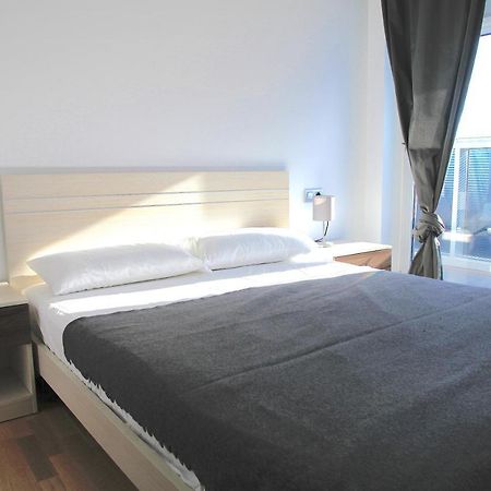 Sotell Apartment Gran Via Europa Bcn لوسبيتاليت دي يوبريغات المظهر الخارجي الصورة